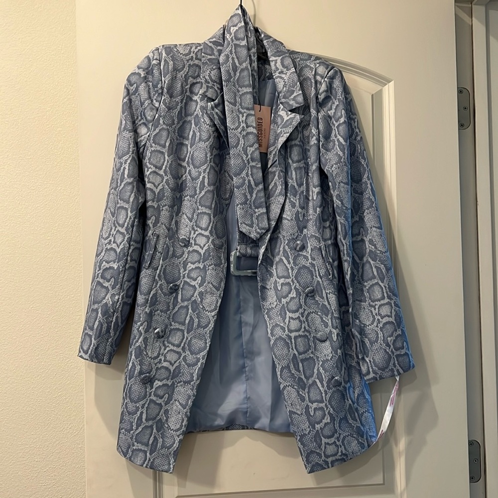 Missguided blue snake print blazer dress with belt and padded shoulders